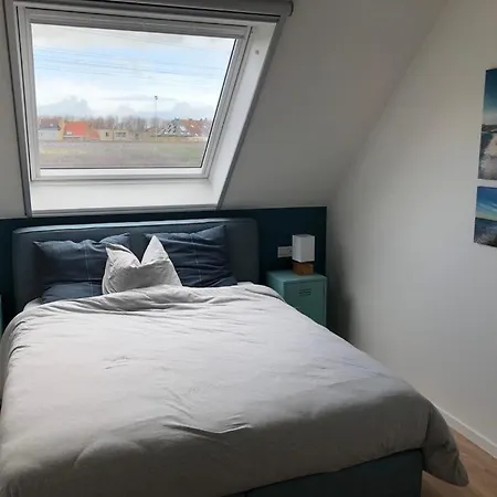 Ferienhaus Modern Cosey House Walking Distance To The Beach *